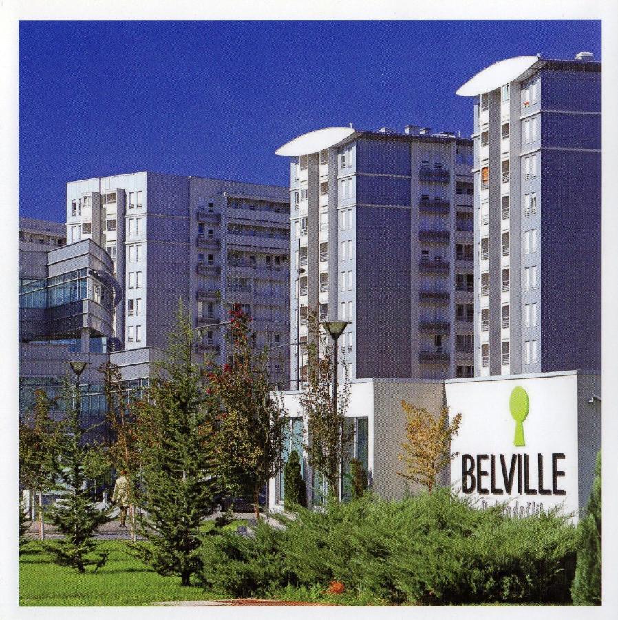 Belville Luxury Apartment Belgrad Exteriör bild