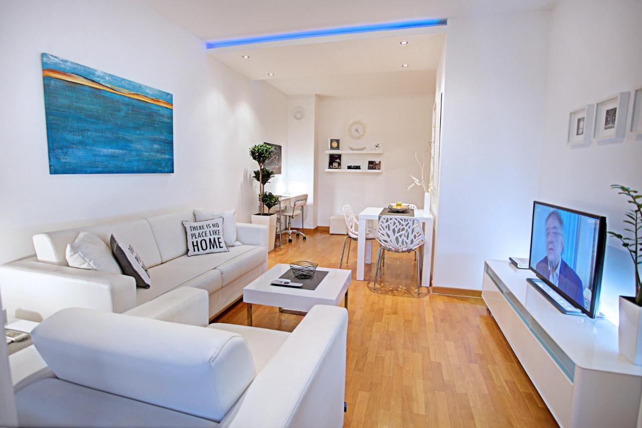 Belville Luxury Apartment Belgrad Exteriör bild